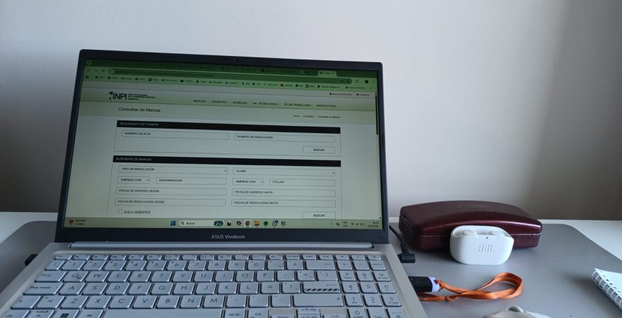 Asesoramiento profesional en registro de marcas y patentes en Bahía Blanca - IntelSquad.